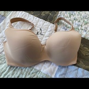 Cacique 40DDD smooth balconette bra